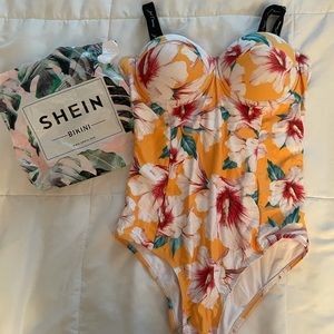 SHEIN woman’s bathing suit size large